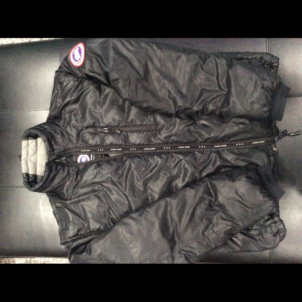 Men’s Canada Goose Lodge coat